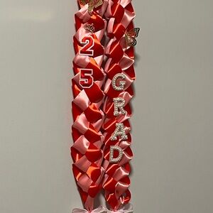 Elegant Red and Pink Graduation Ribbon Lei